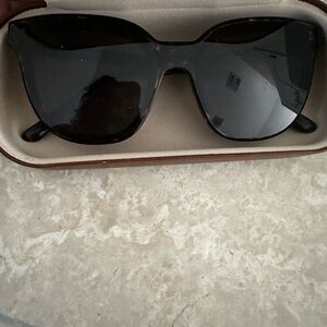 Illesteva SUNGLASSES